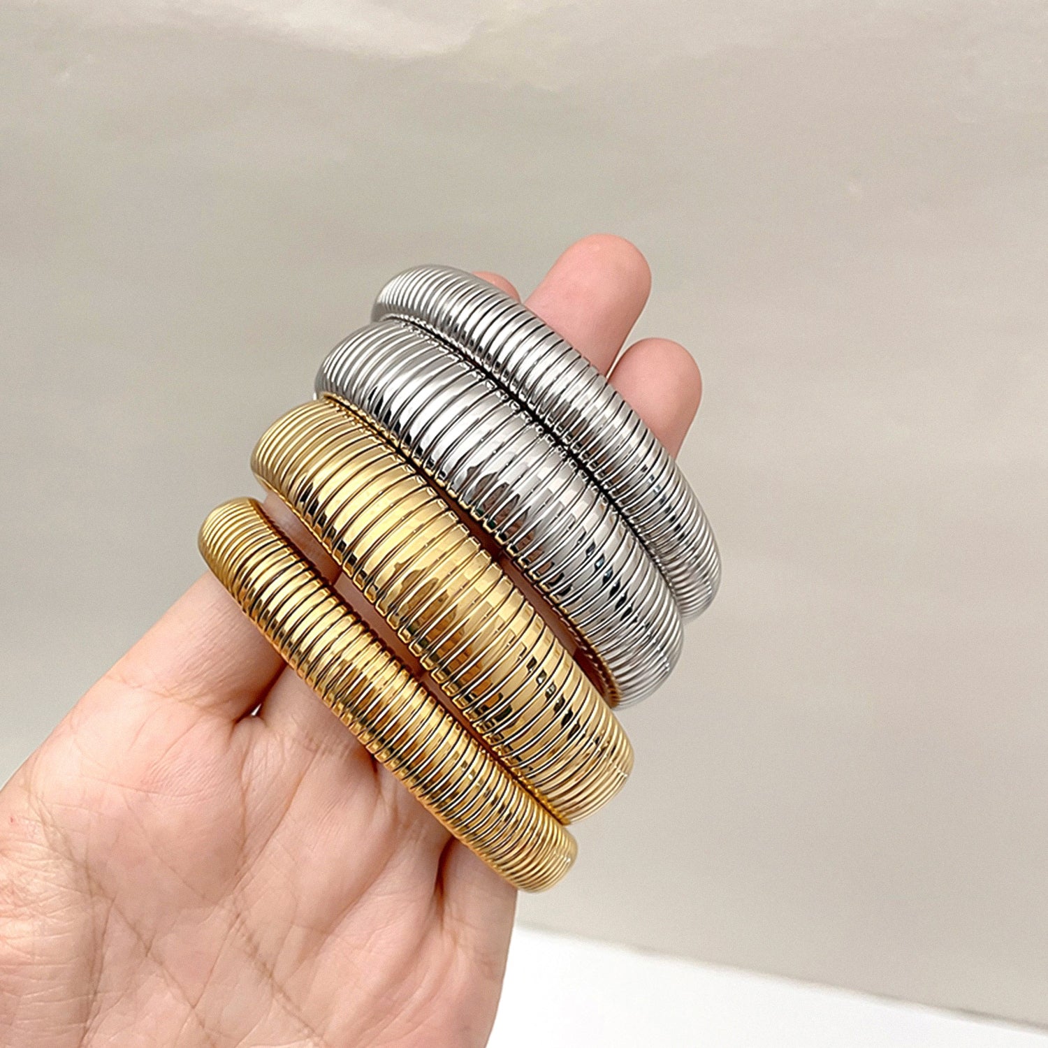 Vintage titanium steel snake bone elastic bracelet