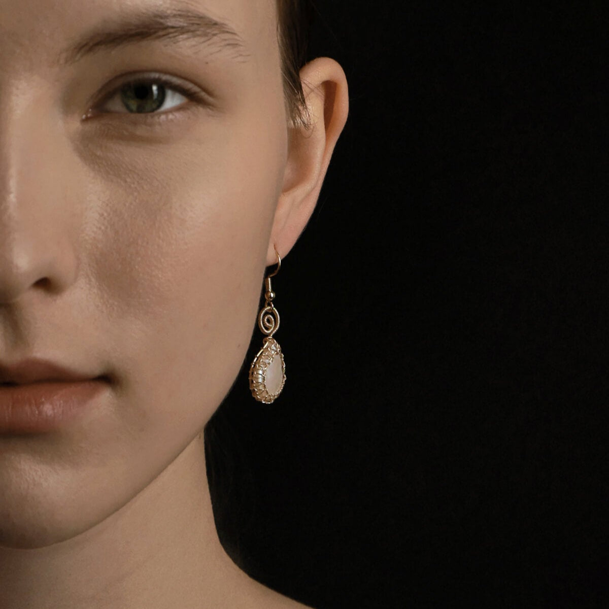 Echo of Lace Petals Earrings