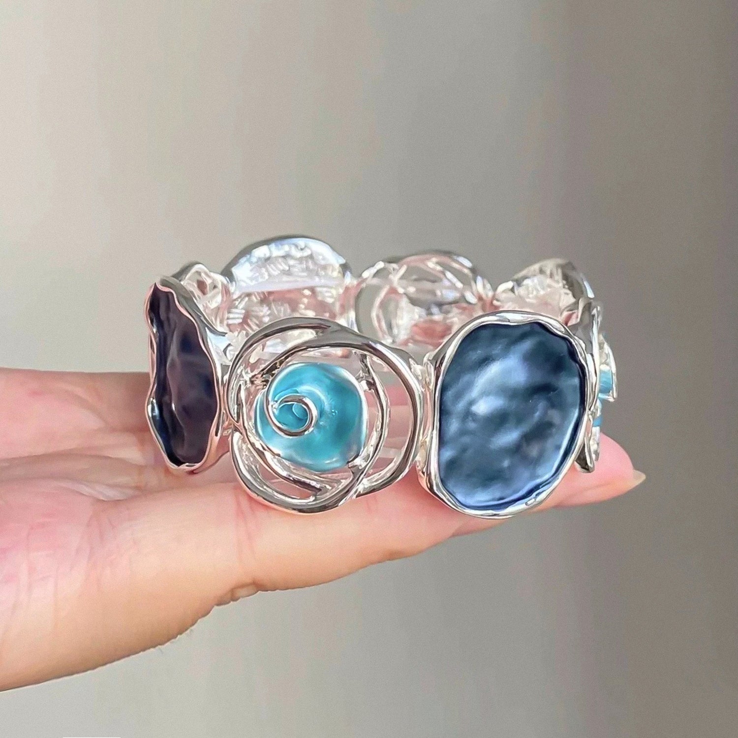 Oil painting style irregular blue drip glaze elastic bracelet