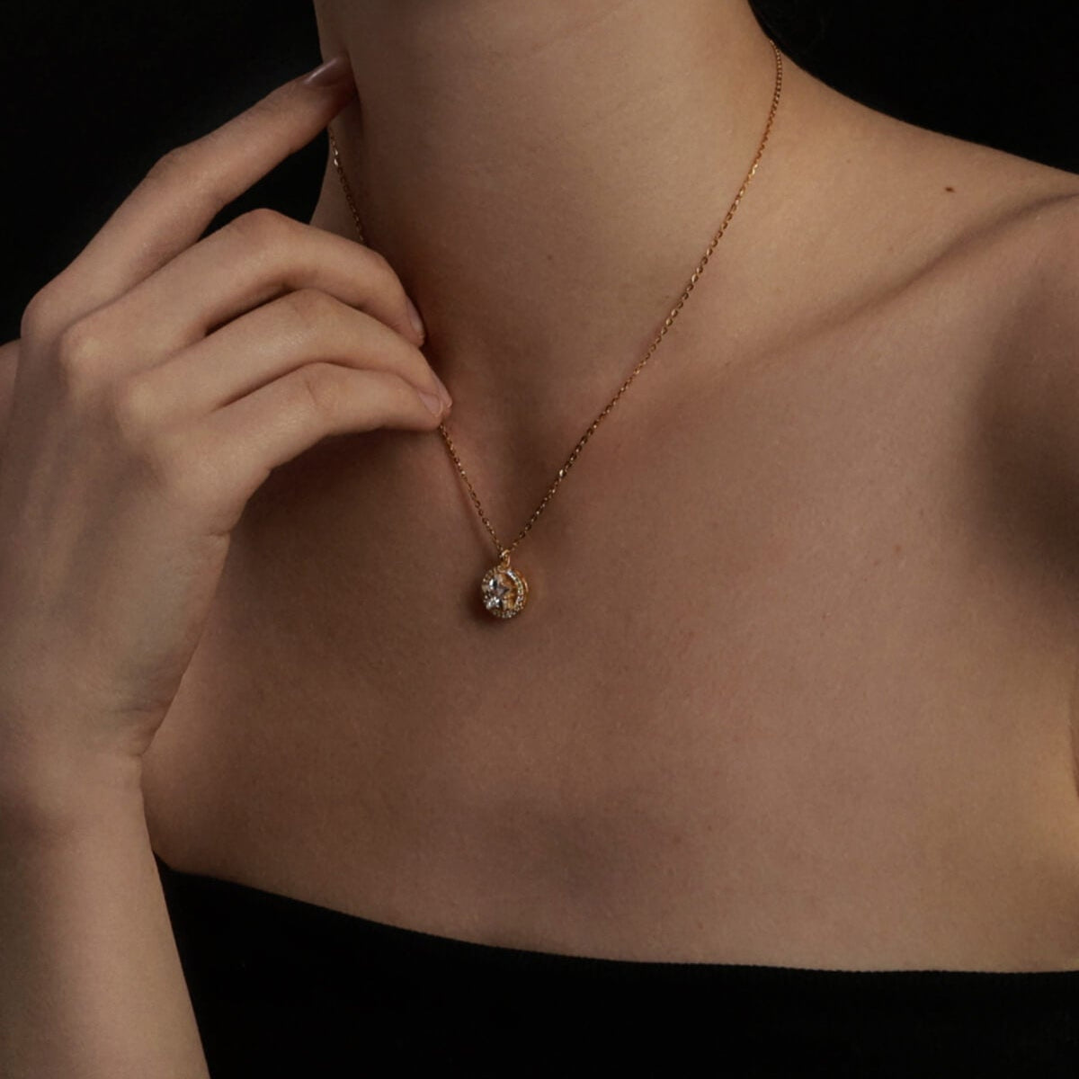 Echo of Chandelier Spark Necklace