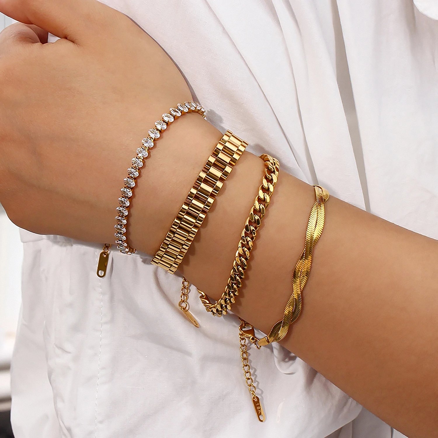 Golden Chain Link Bracelet