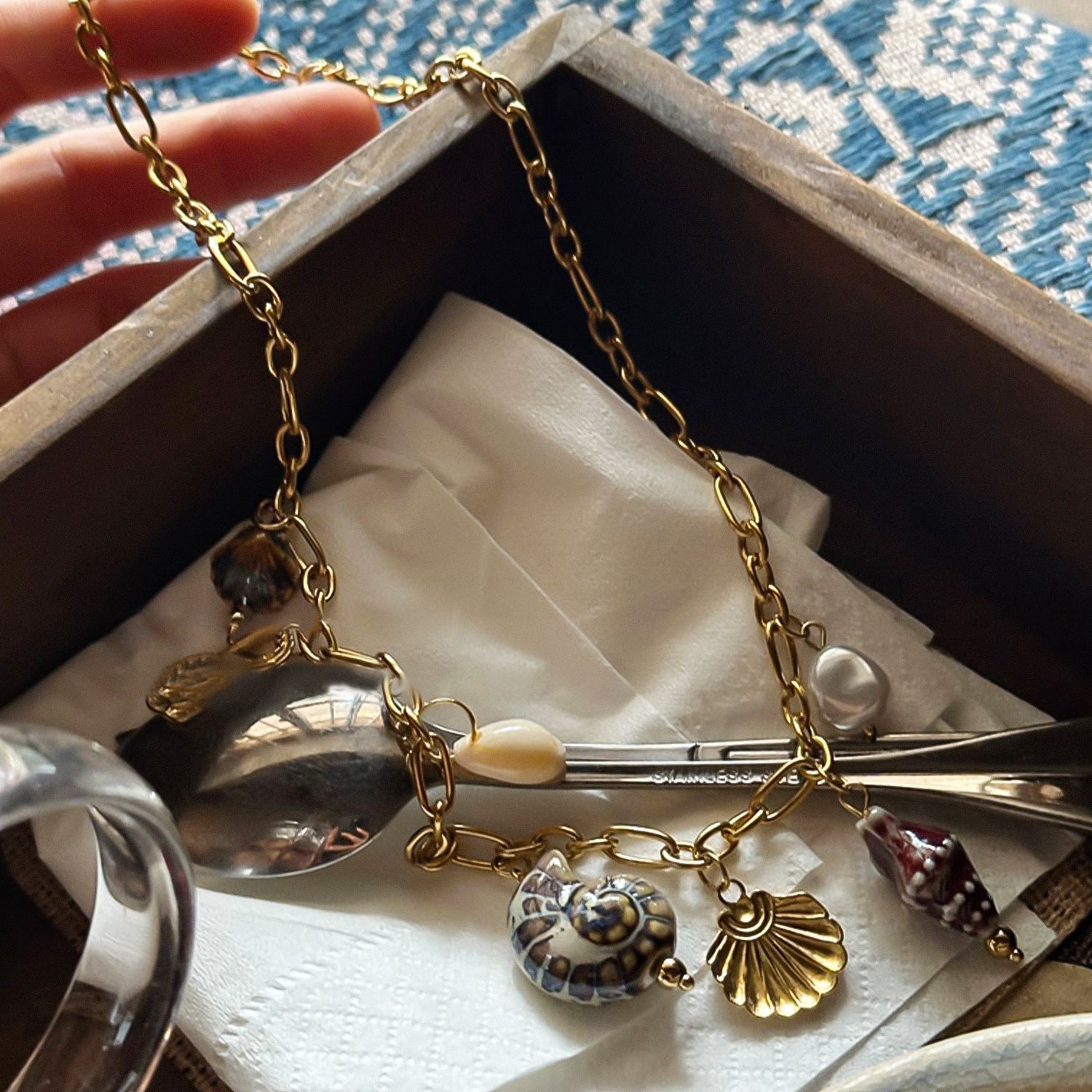 American vintage ocean element necklace