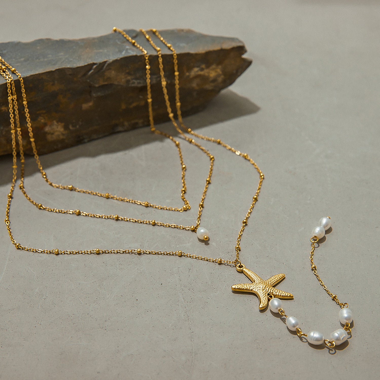 Stainless steel freshwater pearl starfish necklace
