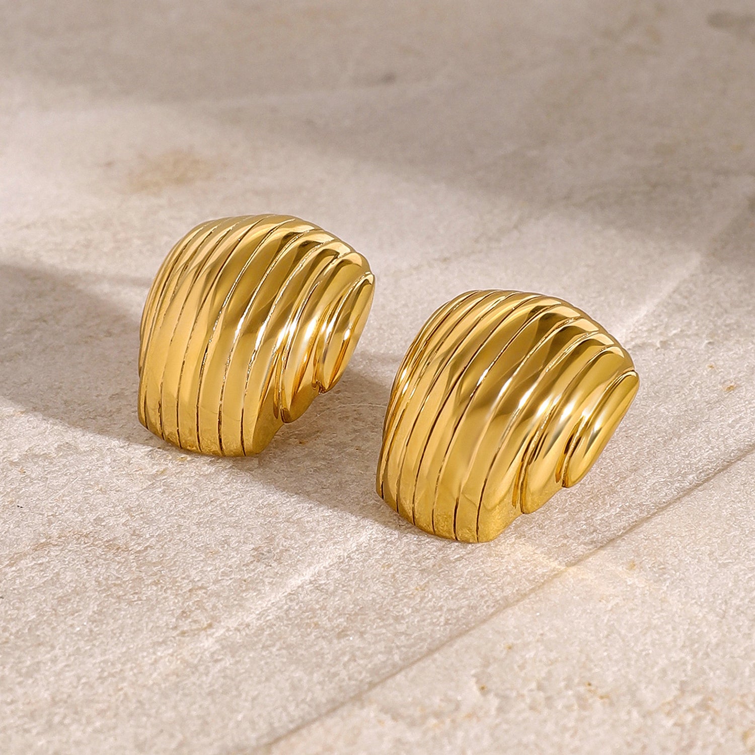 Geometric shape texture earrings