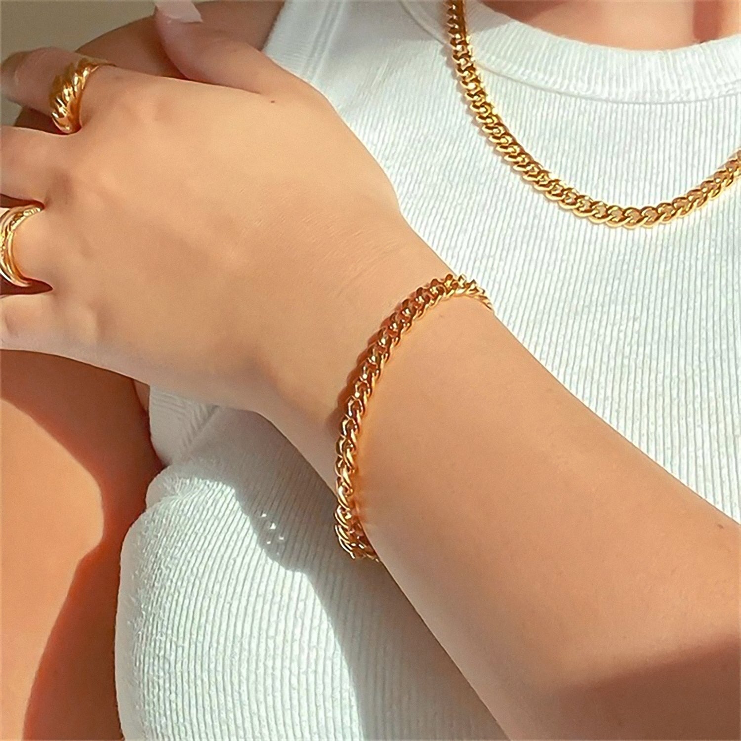 Golden Chain Link Bracelet