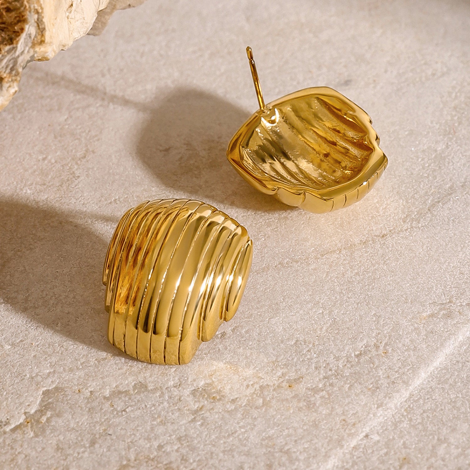 Geometric shape texture earrings