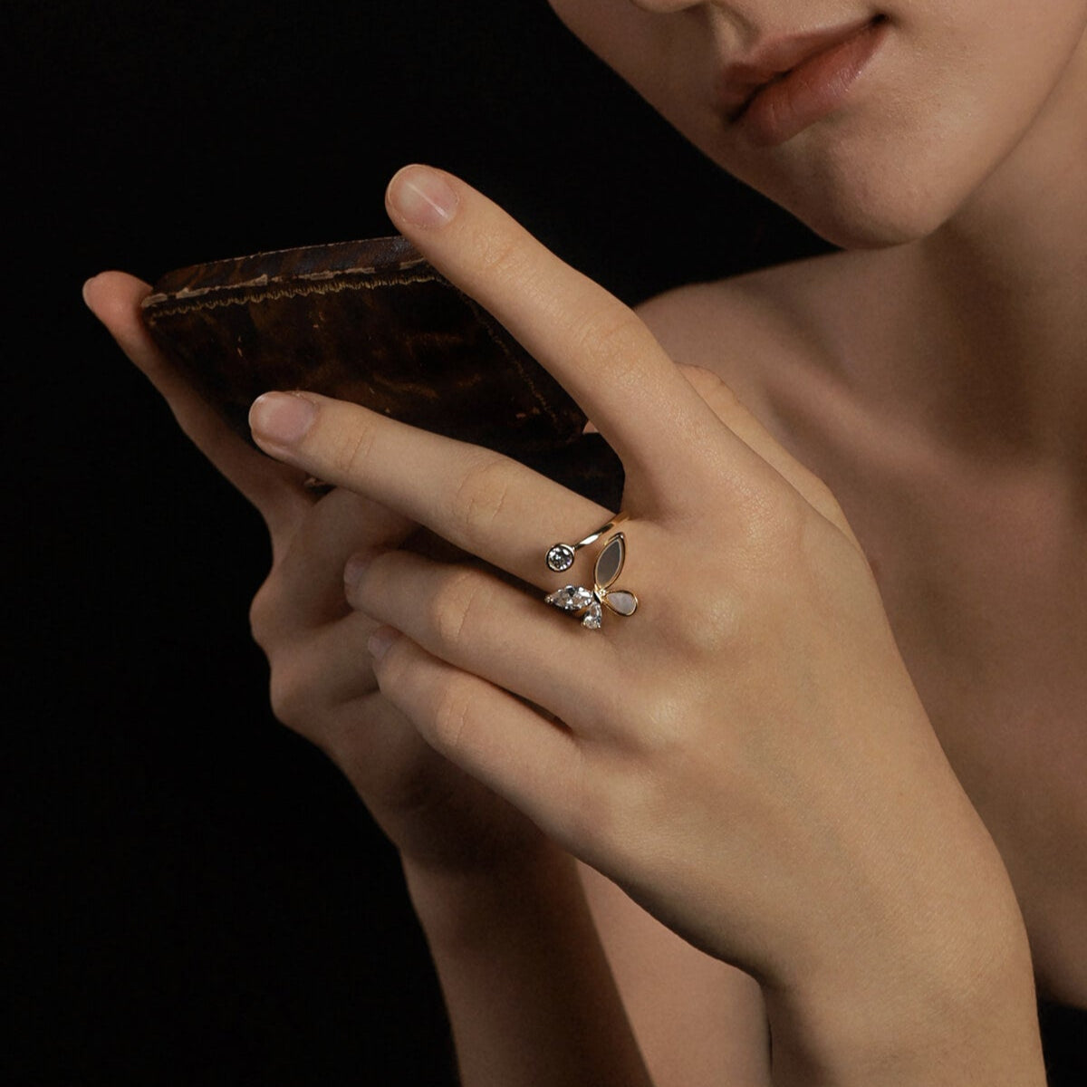 Echo of Vine Shadows Ring