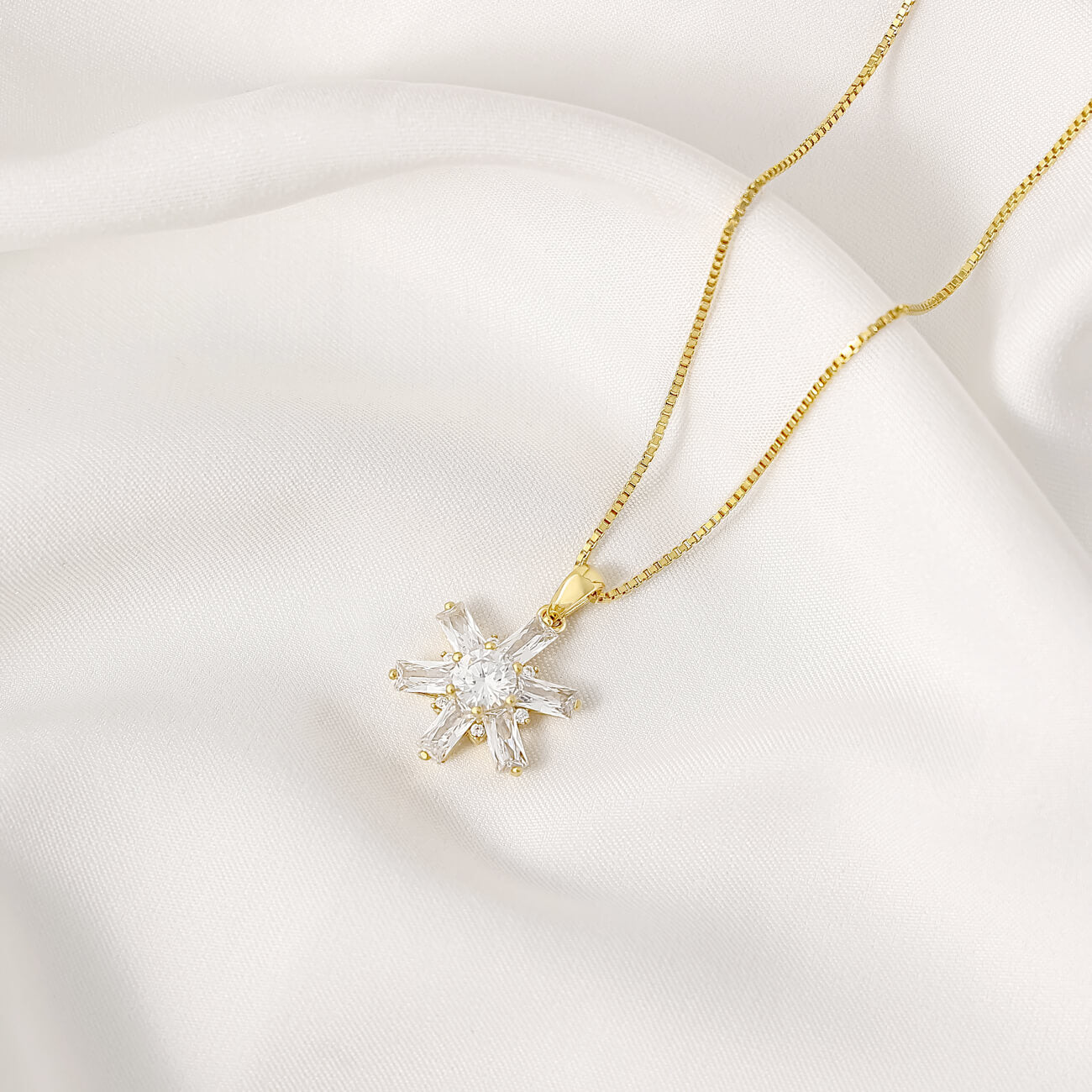 Echo of Crystalline Fractal Necklace