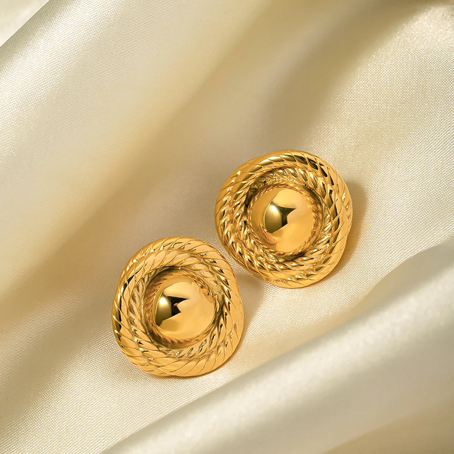 18k Yellow Gold