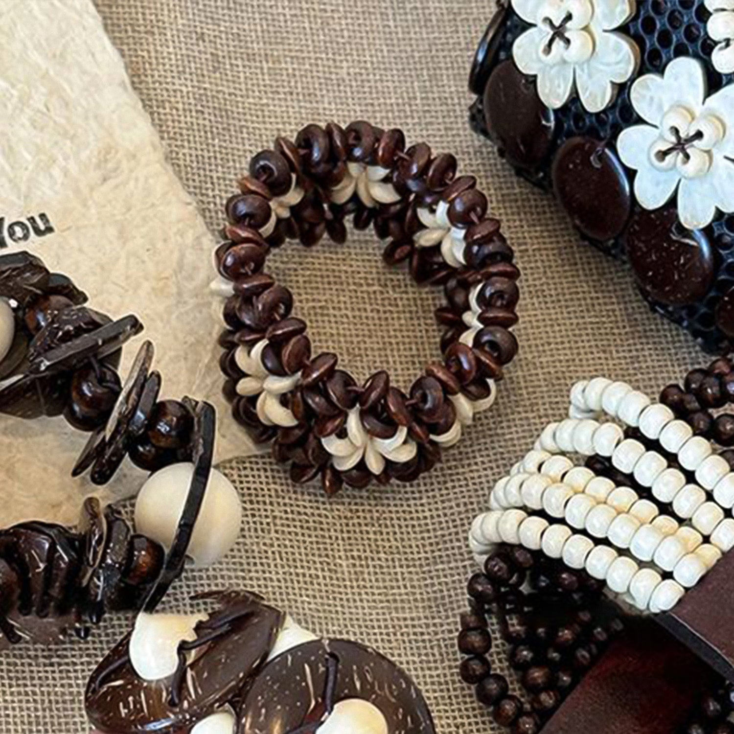 Bohemian-style round coconut shell beaded elastic bracelet