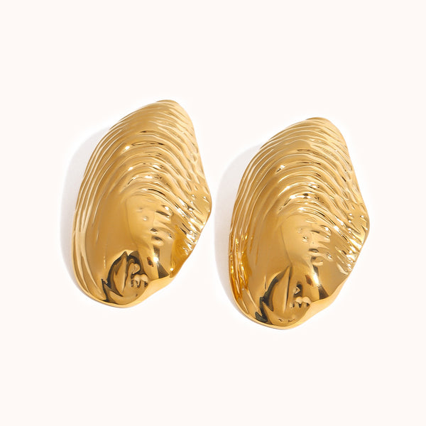 Shell-shaped texture earrings