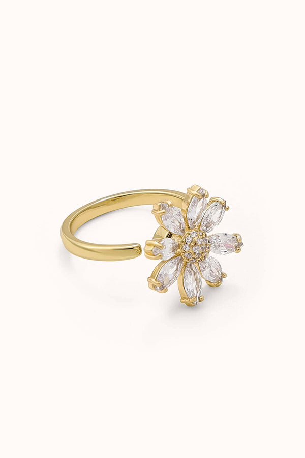 Echo of Whirling Daisies Ring