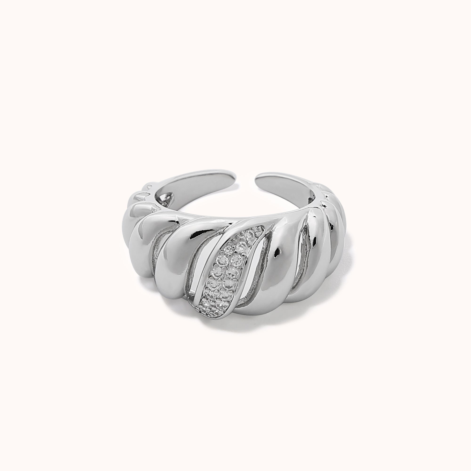 Full diamond threaded open ring