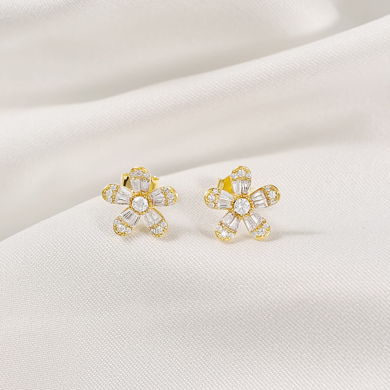 Solar Bloom Studs